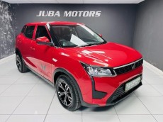 2023 MAHINDRA XUV300 1.2T SE (W4) Well looked after 6-speed manual gearbox suv. 2023 MAHINDRA XUV300 1.2T SE (W4) Well looked after 6-speed manual gearbox suv.